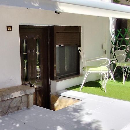 Ευρύχωρο Και Άνετο Διαμέρισμα Στην Ιτέα Joanna'S Apartment Kirra 外观 照片