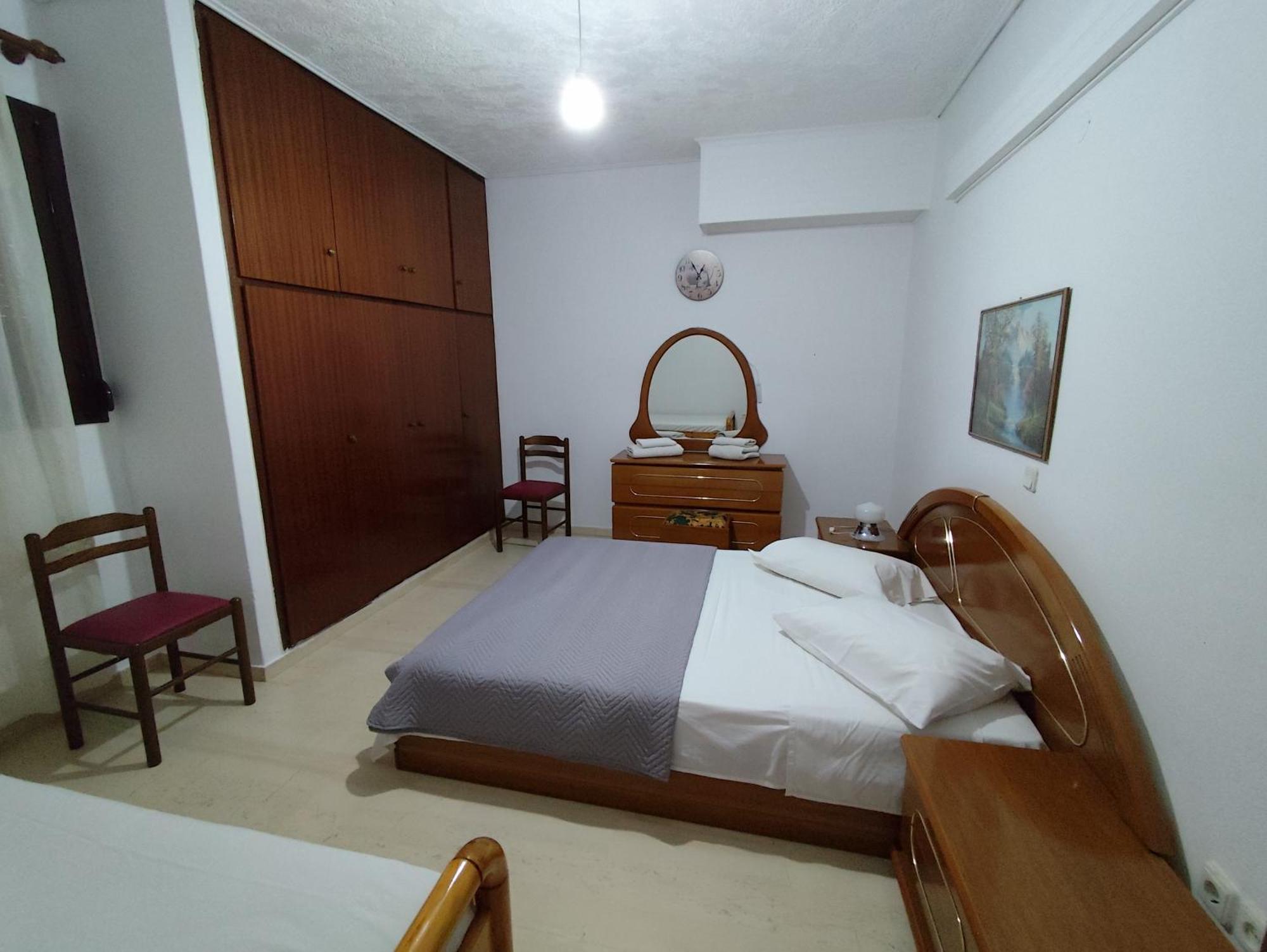 Ευρύχωρο Και Άνετο Διαμέρισμα Στην Ιτέα Joanna'S Apartment Kirra 外观 照片