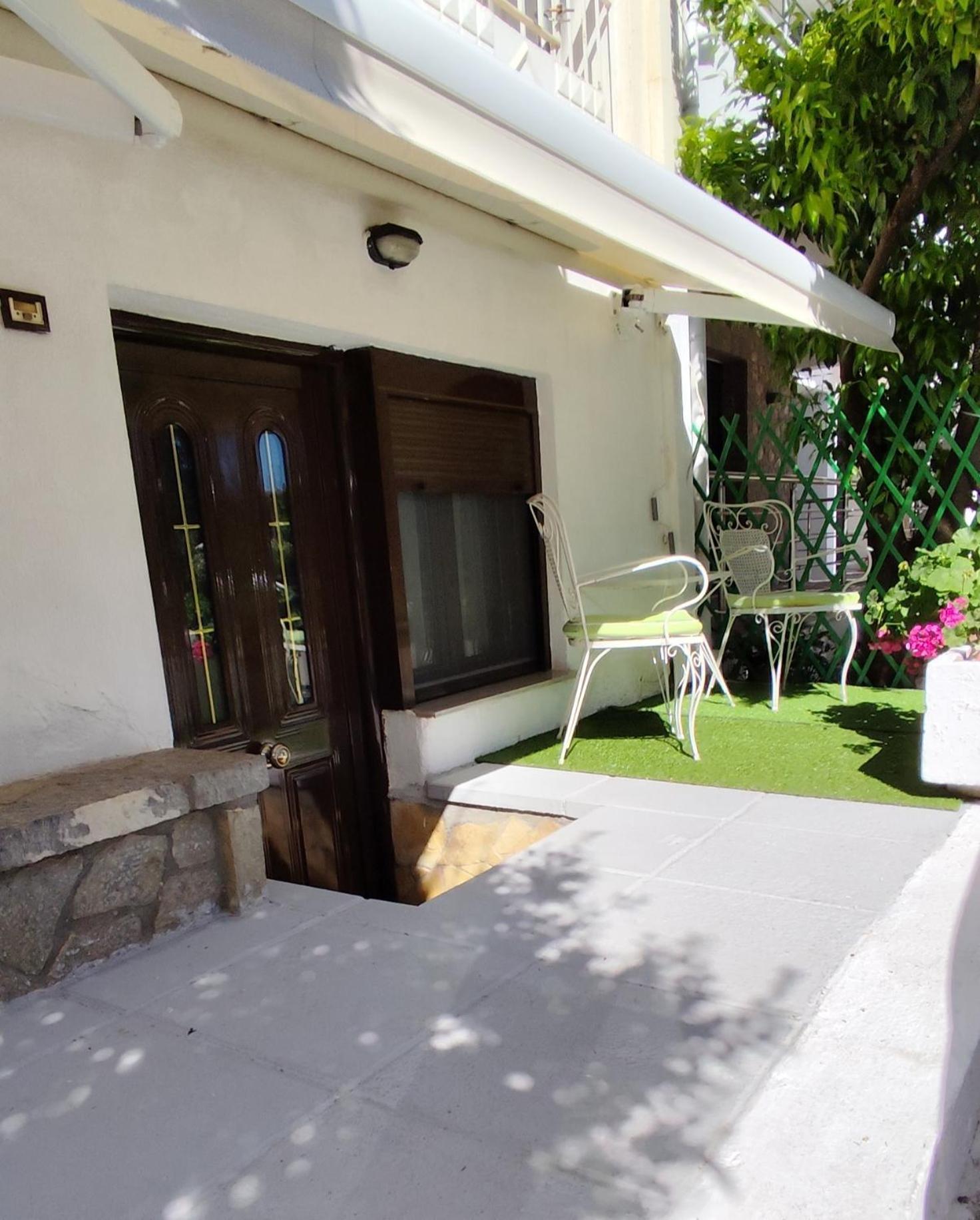 Ευρύχωρο Και Άνετο Διαμέρισμα Στην Ιτέα Joanna'S Apartment Kirra 外观 照片