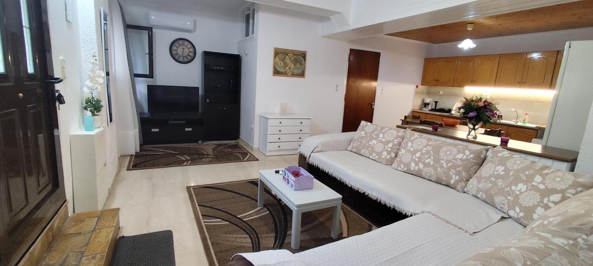 Ευρύχωρο Και Άνετο Διαμέρισμα Στην Ιτέα Joanna'S Apartment Kirra 外观 照片